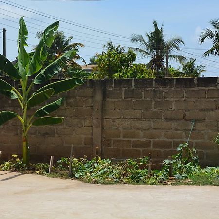 The Accra Backpackers Hostel Exterior foto